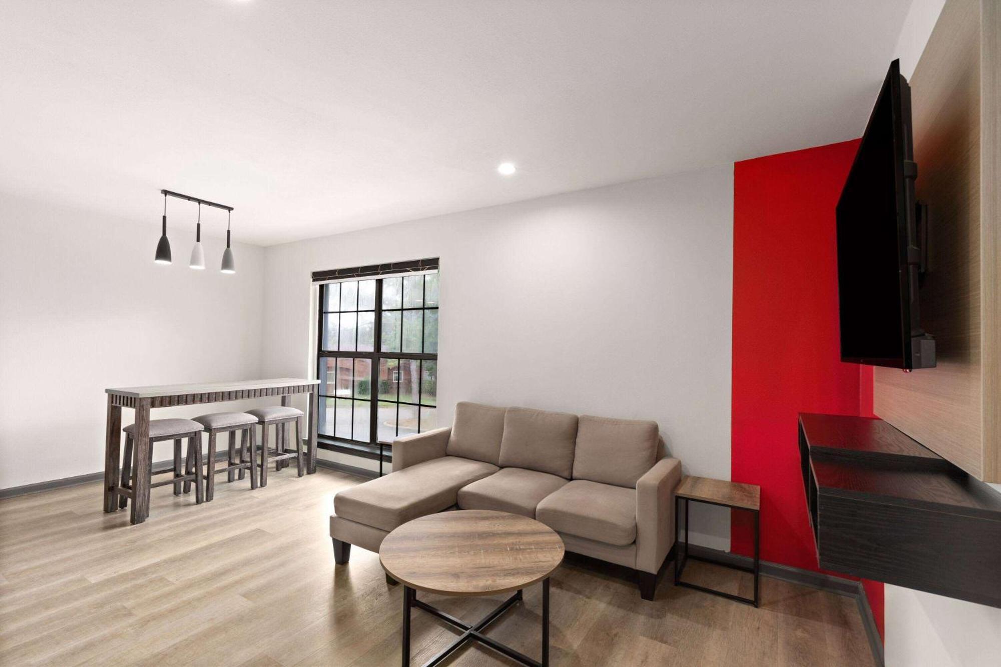 Ramada By Wyndham Studio Suites Dothan Kültér fotó
