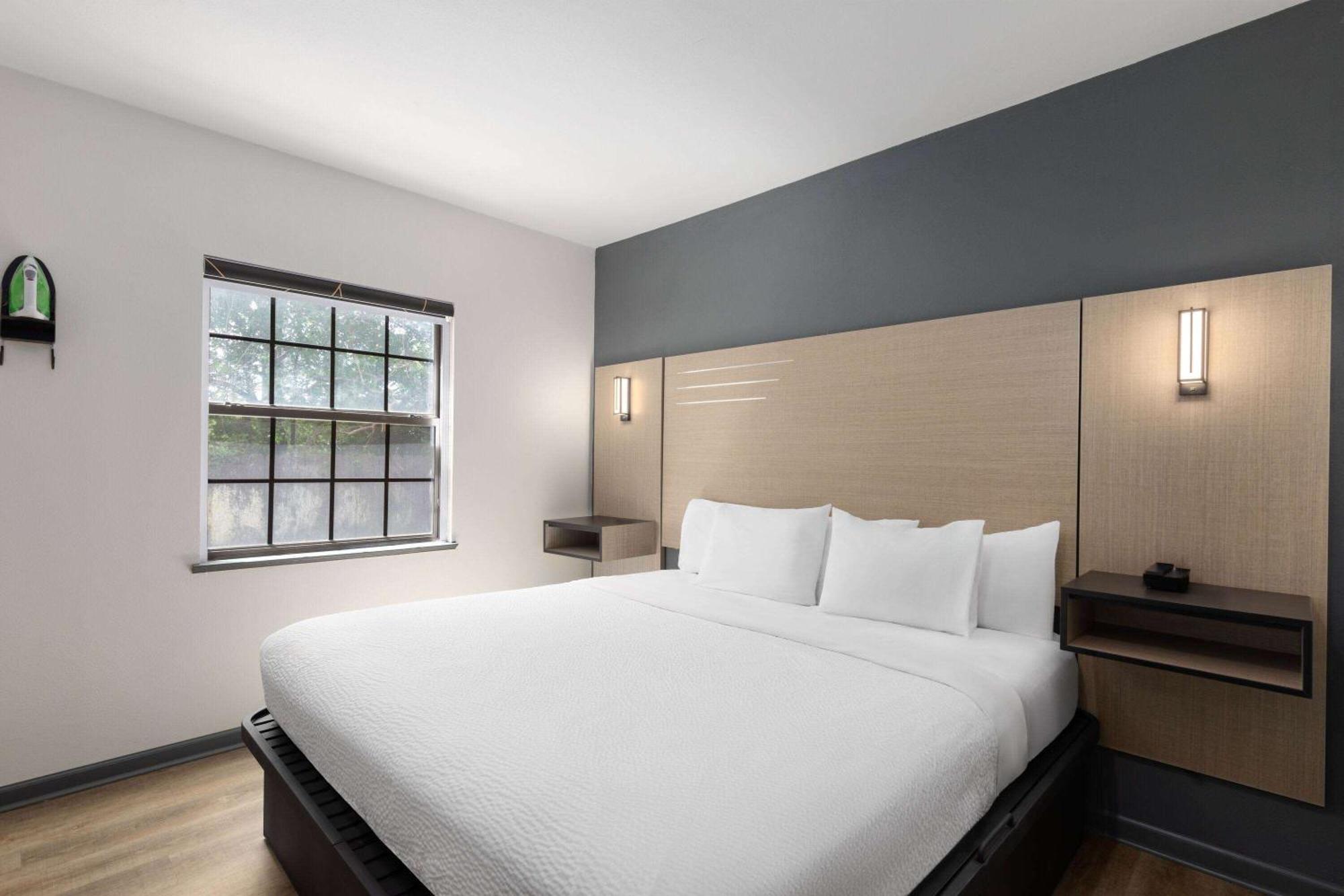 Ramada By Wyndham Studio Suites Dothan Kültér fotó