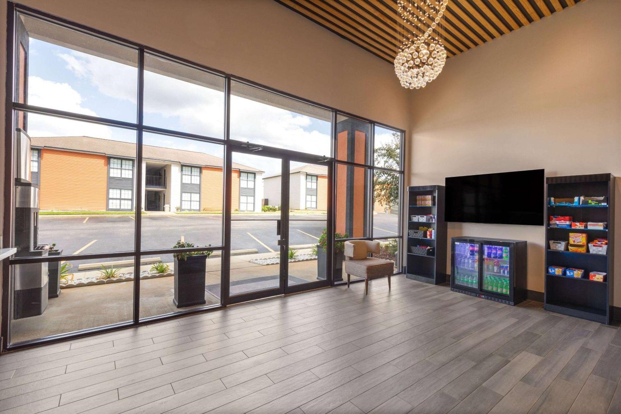 Ramada By Wyndham Studio Suites Dothan Kültér fotó